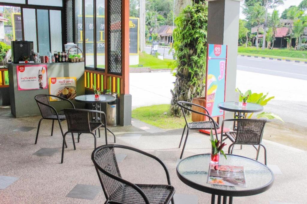 Royal Lee Resort And Spa Nai Yang Luaran gambar