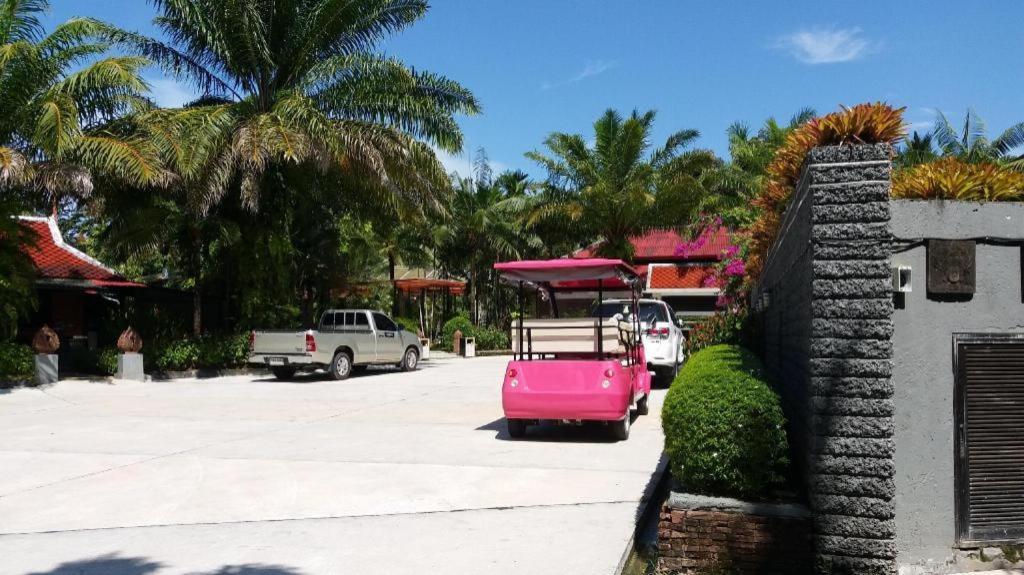 Royal Lee Resort And Spa Nai Yang Luaran gambar