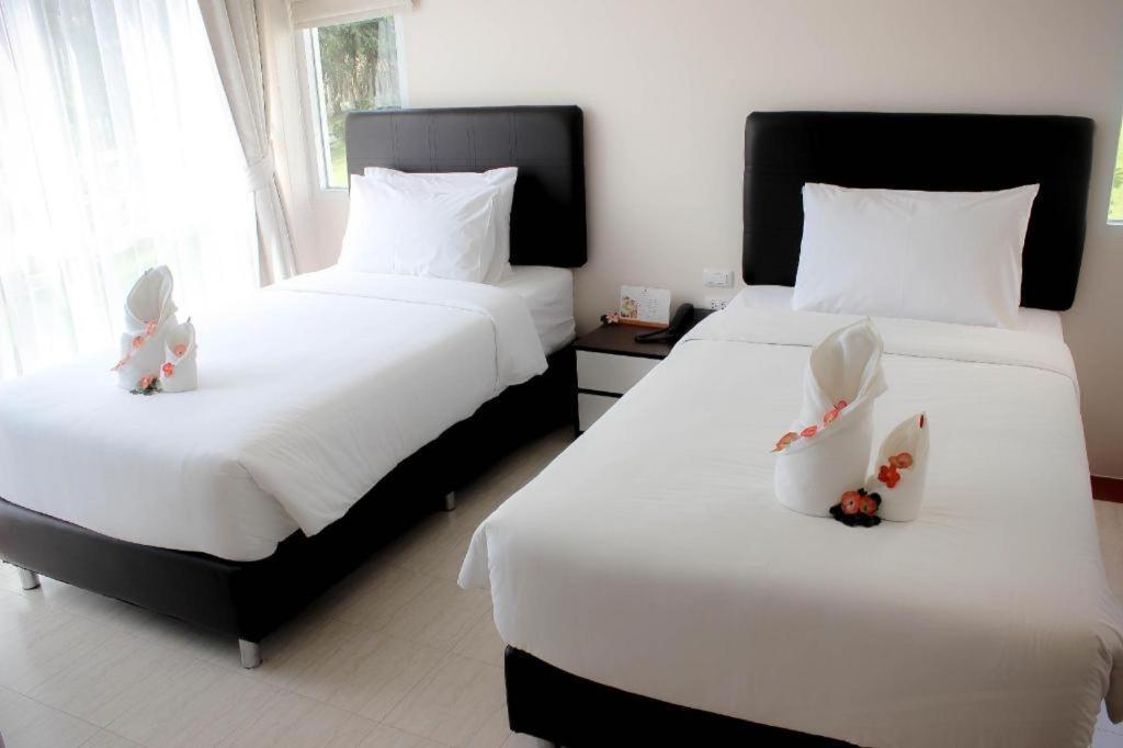 Royal Lee Resort And Spa Nai Yang Luaran gambar