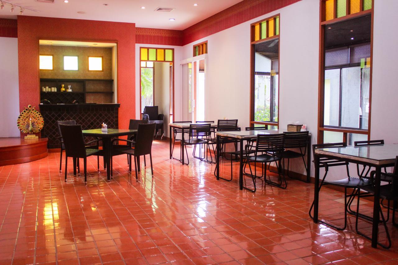 Royal Lee Resort And Spa Nai Yang Luaran gambar