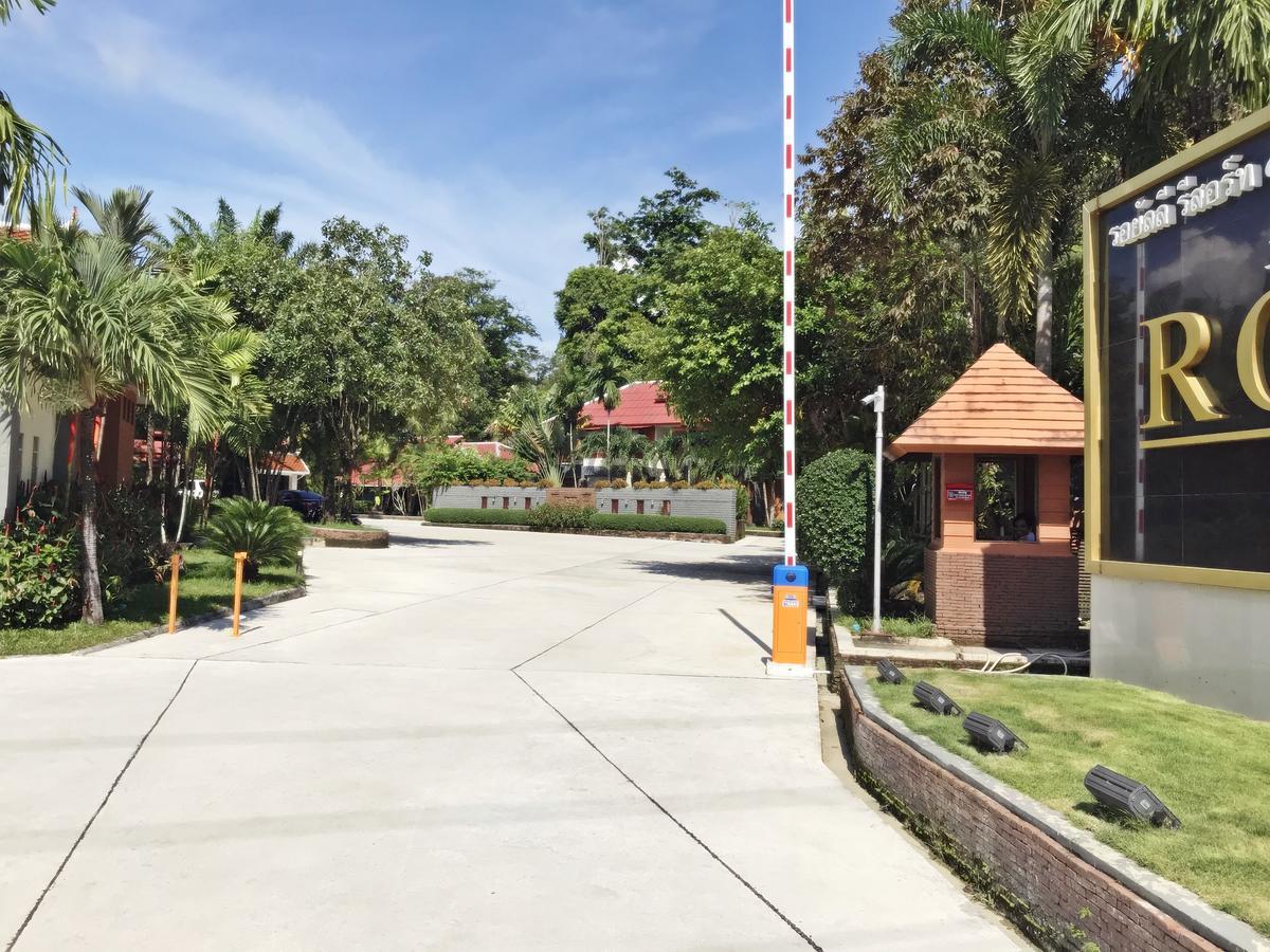 Royal Lee Resort And Spa Nai Yang Luaran gambar