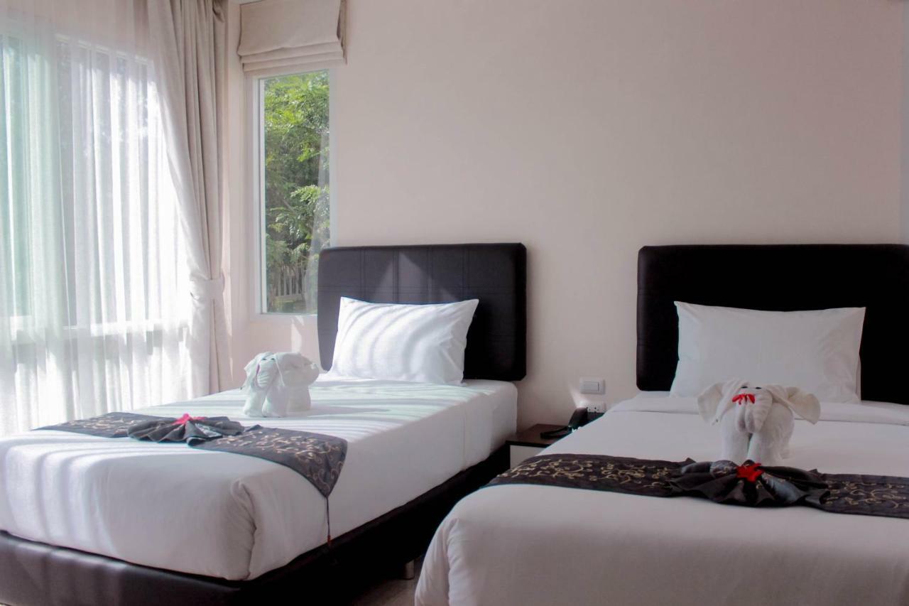 Royal Lee Resort And Spa Nai Yang Luaran gambar